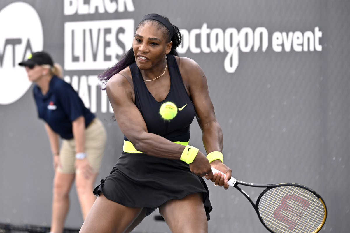 Serena Williams utslagen i kvartsfinal