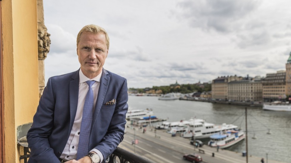 Från kontoret på Strandvägen i centrala Stockholm har Holmens vd Henrik Sjölund utsikt över vattnet. Arkivbild