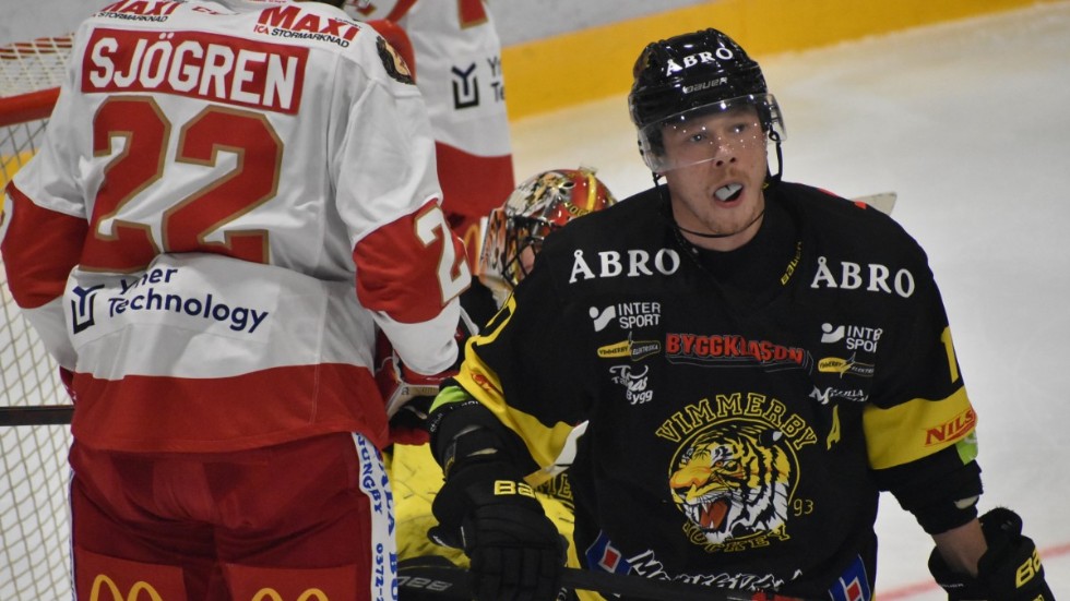 Det blev en tung söndag för Pelle Ström och Vimmerby Hockey.