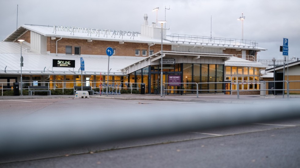 Kanske är en flygplats i Linköping och ett verksamhetsområde för ytkrävande verksamheter i Norrköping ett sätt för kommunerna att hjälpas åt att lösa varandras problem, skriver debattörerna.