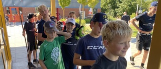 Var populär gäst på ESK:s hockeycamp: "Jättekul för barnen"