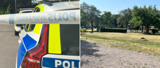 Nioåring blev vittne till skottlossningen – nu vill familjen fly från Årby: "Jag kunde inte andas"