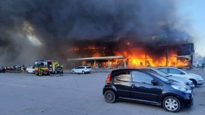 Zelenskyj: Terrorattack mot köpcentrum