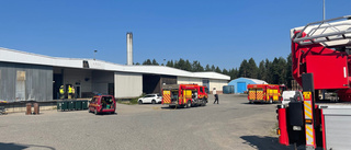 Brand uppstod i ventilationen på Kåge Tunnbröd – räddningstjänsten ryckte ut med flera enheter