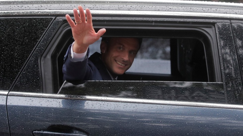 President Emmanuel Macron och hans allierade rivstartar veckan med ett försöka få ihop en parlamentarisk majoritet i Frankrike.