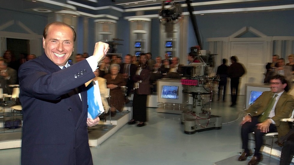 Silvio Berlusconi i ett politikprogram i italiensk tv under valrörelsen 2001.