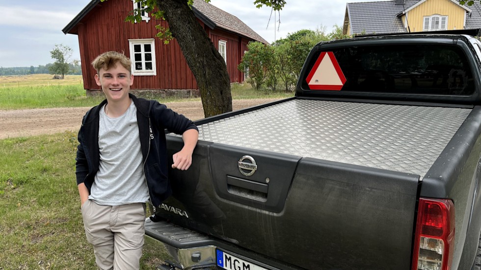 Ebbe Bäcketoft fick Albäcksskolans första epa-stipendium någonsin. Stipendiet bestod av bilvårdsprodukter.