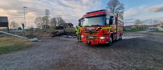 Brand i byggnad - kan vara rök från tidigare brand