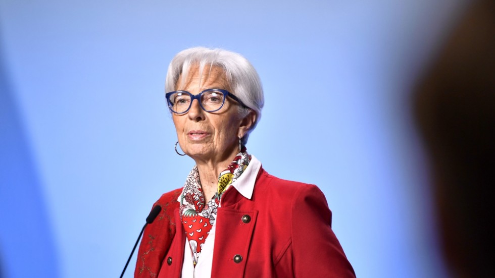 Europeiska centralbanken (ECB), med chefen Christine Lagarde, höjer sina styrräntor. Arkivbild.