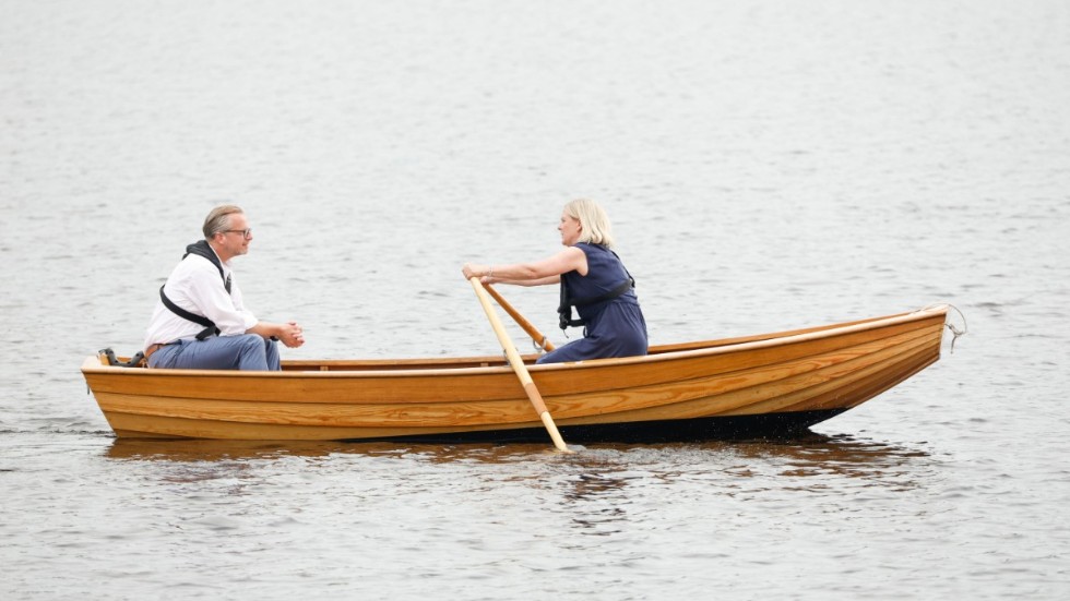 Finansminister Mikael Damberg och statsminister Magdalena Andersson tog en tur med Harpsundsekan under regeringens möte förra veckan. 