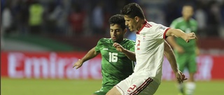 Två gripna iranska fotbollsspelare har släppts