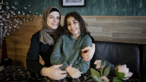 De flydde från Syrien - nu öppnat restaurang på Gotland