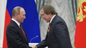 Putins vän satte in miljoner – bankmän döms