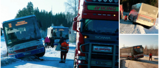 Morgonbussen hamnade i diket – fick bärgas upp på vägen igen