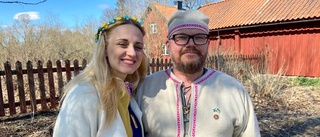 Hedniskt bröllop • Paret förlovade sig i Kiev –gifte sig i Uppsala i dag 