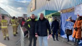 Kenny och Rickard stannar i Polen och jobbar som volontärer • "Det fattas verkligen folk" • Planerar att ta med flyktingar till Vimmerby