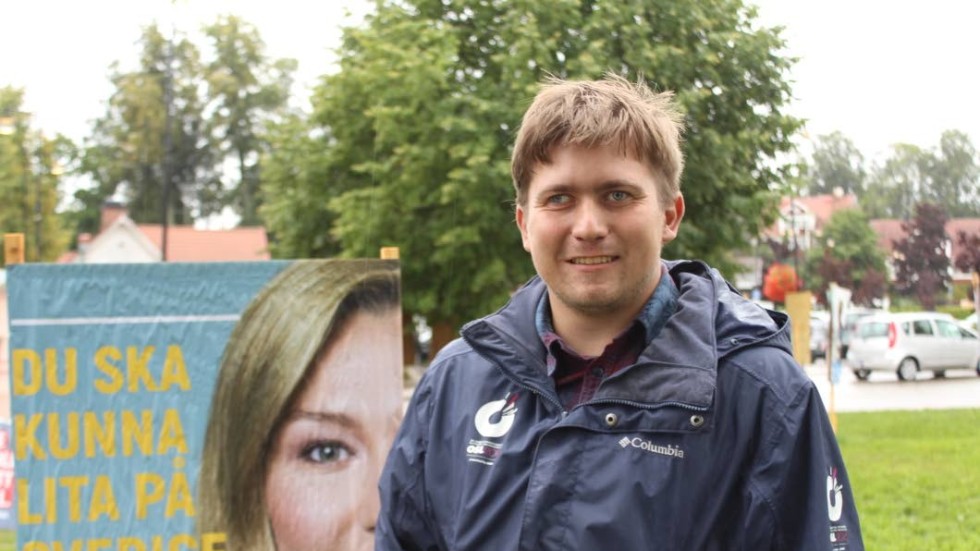 Fredrik Hanström (KD) avser att stanna kvar i fullmäktige för KD.