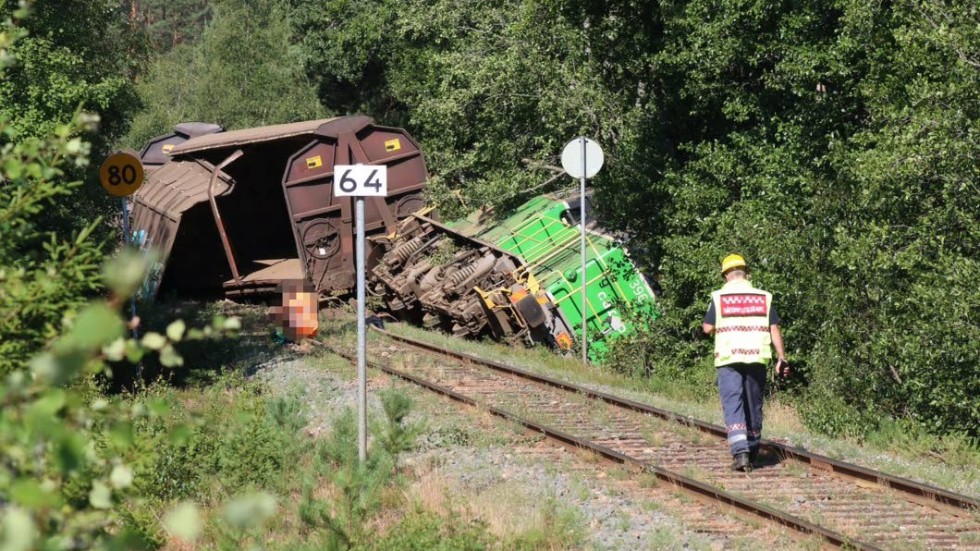 Sträckan mellan Eksjö och Hultsfred kommer inte att öppnas för godstrafik förrän måndag 6 augusti.