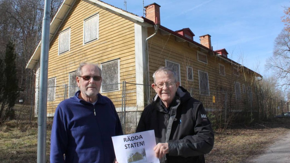 Lars Landstedt och Lars Lindeberg ställer sig bakom uppropet "Rädda Staten" i Överum.