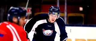 Carlsson fick göra sin NHL-debut