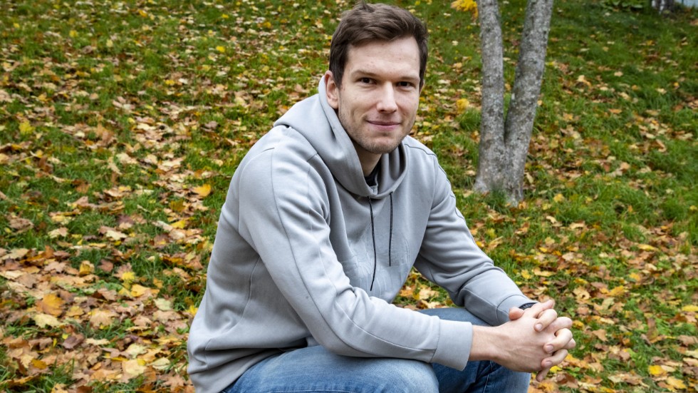 Matej Jendrisak har tackat nej till landslaget under flera säsonger, efter en schism med dåvarande förbundskaptenen. Nu är han tillbaka och siktar på VM om några veckor, i Finland.