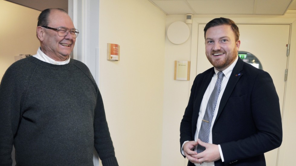 Östhammars kommanråd Fabian Sjöberg (M) och hans företrädare Pär-Olof Olsson (M).