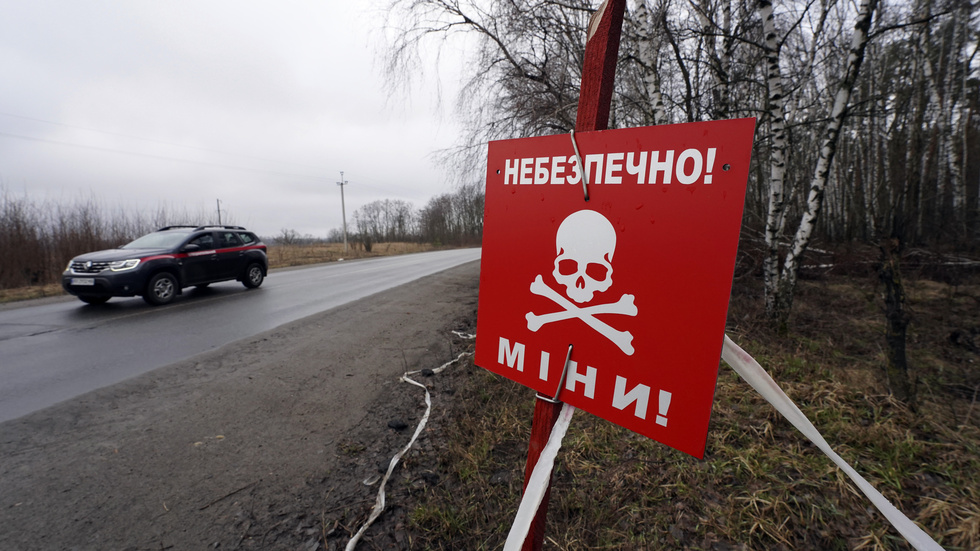Ukraina är ett av världens mest kontaminerade länder vad gäller minor och explosivalämningar. Arkivbild.