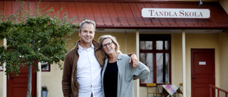 Musikerparet säljer Tandla skola: "Huset var nära döden"