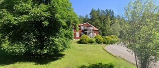 Stor villa på 238 kvadratmeter från 1930 såld i Kimstad - priset: 3 560 000 kronor