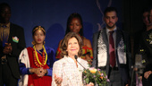 Kungligt besök i Mariefred när "barnens nobelpris" delades ut