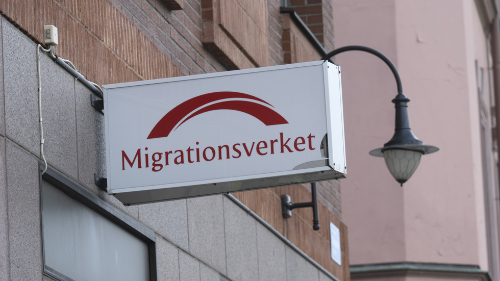 Everyone who applies for a permit after November 1 must have a salary of at least 27,360 kronor a month