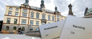 Eskilstuna kommun har sparkat tio anställda