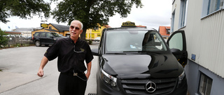 KRITIKEN: Taxibolagen som luras med överpriser