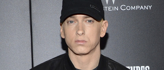 Eminem kräver musikstopp från presidentkandidat