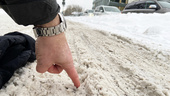 Otydliga krav på snöröjning – mycket snö kvar efter plogning