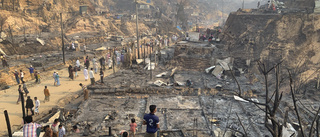 15 döda i omfattande brand i flyktingläger