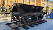 En bit järnvägshistoria har placerats ut på Storgatan: "Vagnen är en pärla"