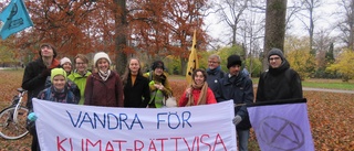 Vandrar till Stockholm – klimataktivist: "Politikerna är hycklare"