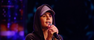 Justin Bieber gör stödkonsert i Kalifornien