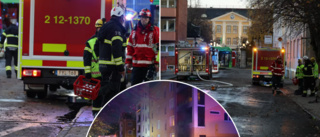 I NATT: Brand i flerfamiljshus i Umeå • Polisen misstänker grov mordbrand – platsen avspärrad: ”Omfattande förstörelse”