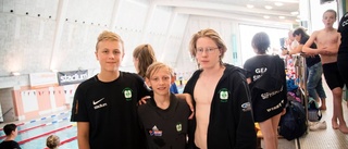Här är grabbarna som simmar på Ungdoms-SM