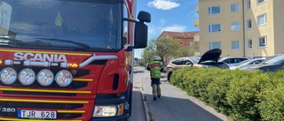 Trafikolycka i Vimmerby – bilist körde in i stolpe