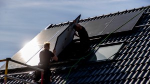 Trängsel hotar solcellsutbyggnaden