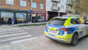 Skadad i krock mellan bil och motorcykel i Luleå