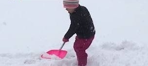 Leah, 2 år: "Dumma snö"