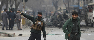 Poliser dödade i bombdåd i Kabul