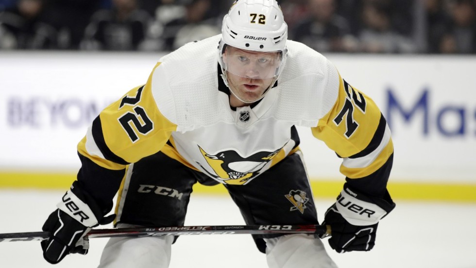 Patric Hörnqvist i Pittsburgh-tröjan, nästa NHL-säsong får han dra på sig Floridas dräkt. Bild från januari.