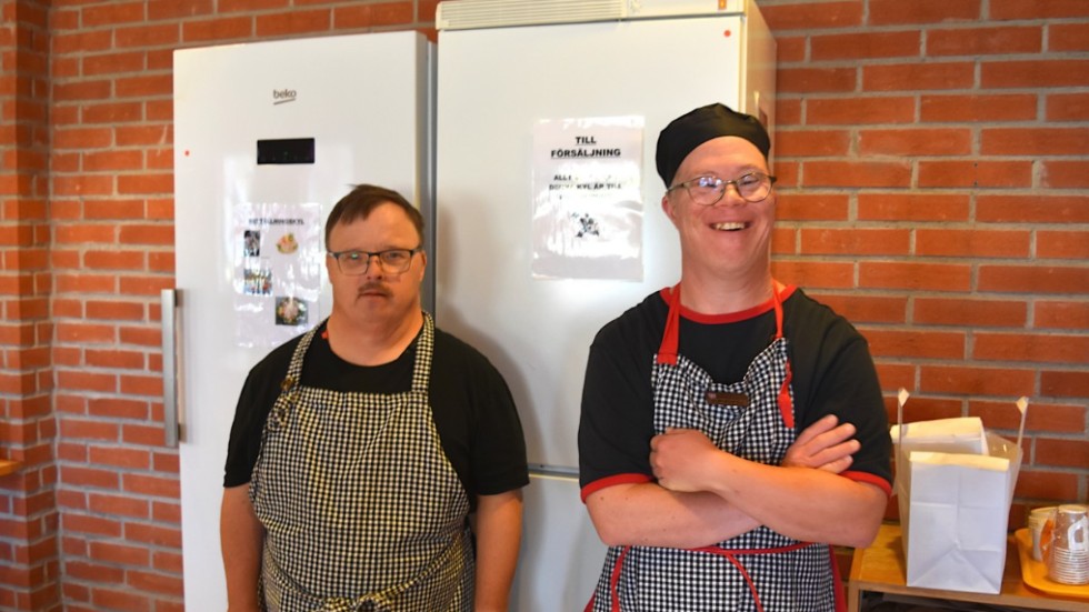 Stefan Björklund och Rickard Lind är nöjda med sina nya lokaler och glada över att få vara tillbaka på jobbet. 