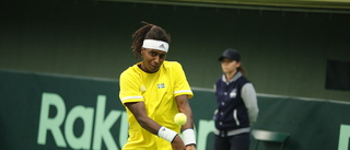 Ymer chanslös mot Tsitsipas