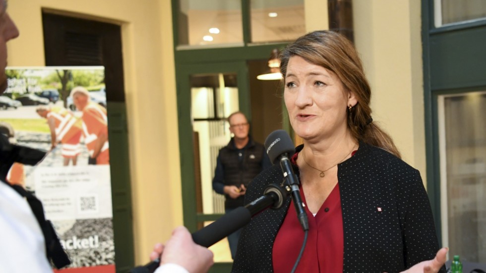 LO-ordföranden Susanna Gideonsson säger nej till förslaget om las-avtal.